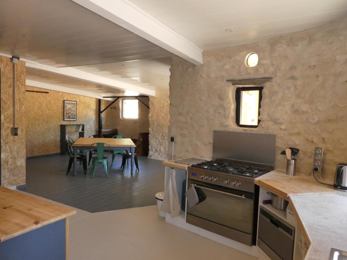 L'Auguste Maison D'Hotes Valensole Εξωτερικό φωτογραφία