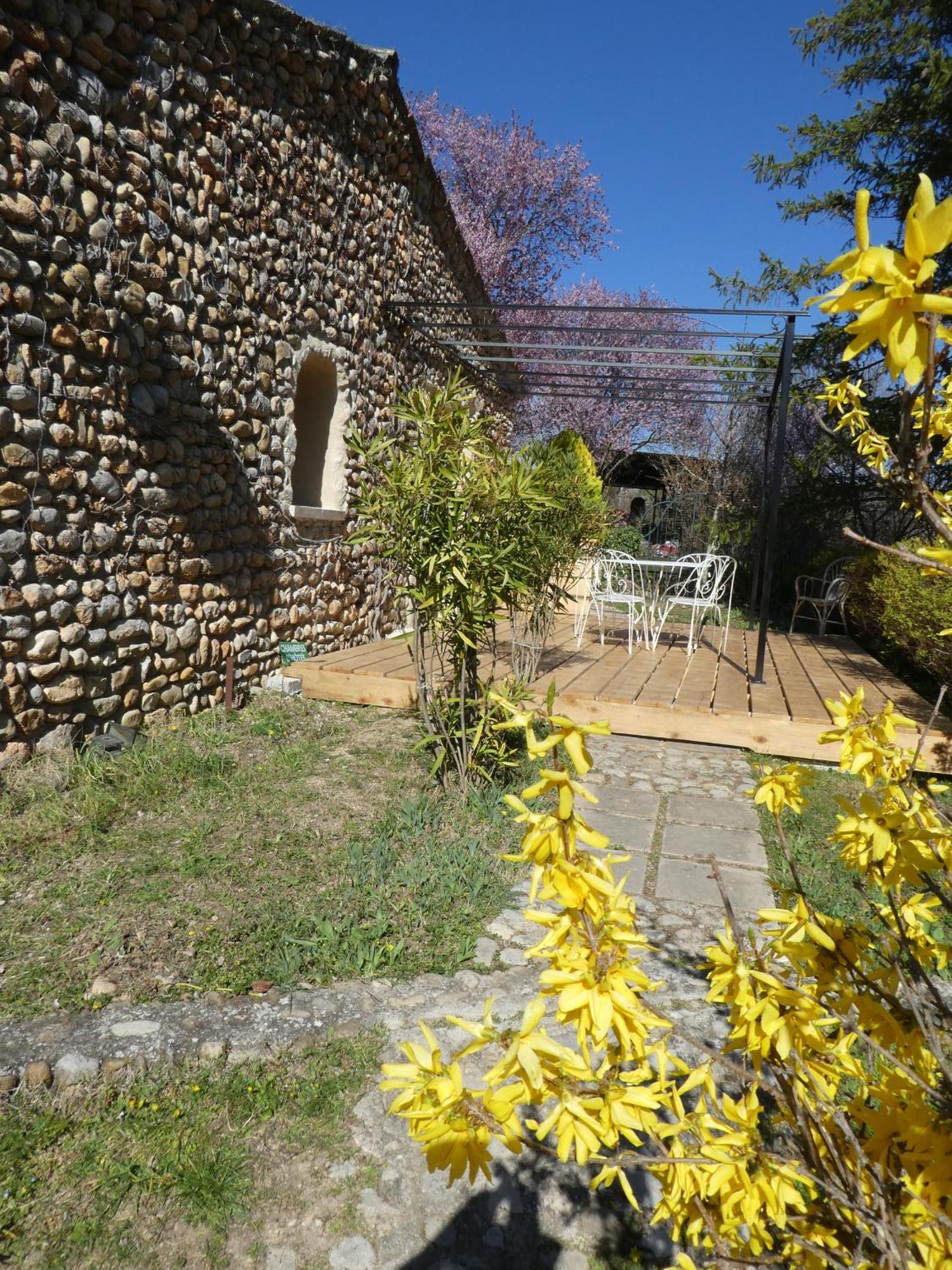 L'Auguste Maison D'Hotes Valensole Εξωτερικό φωτογραφία